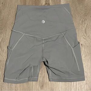 Lululemonn Align shorts with pockets